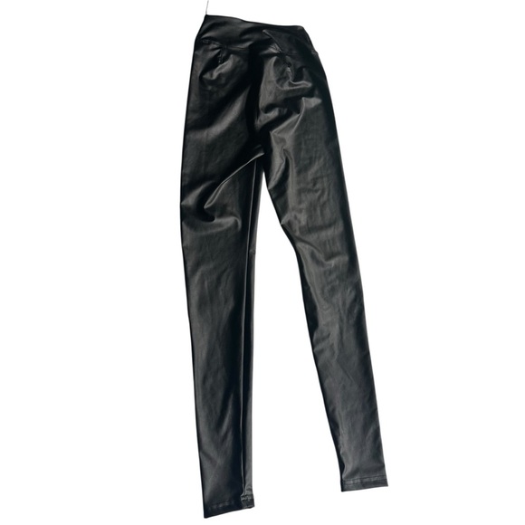 Aerie Offline Luxe Faux Leather Leggings Black NWT - Picture 2 of 6